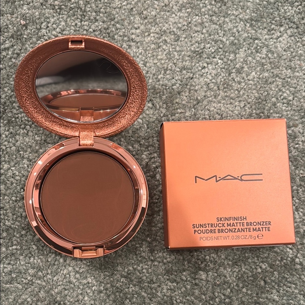 MAC Sunstruck Matte Bronzer Richer Golden
